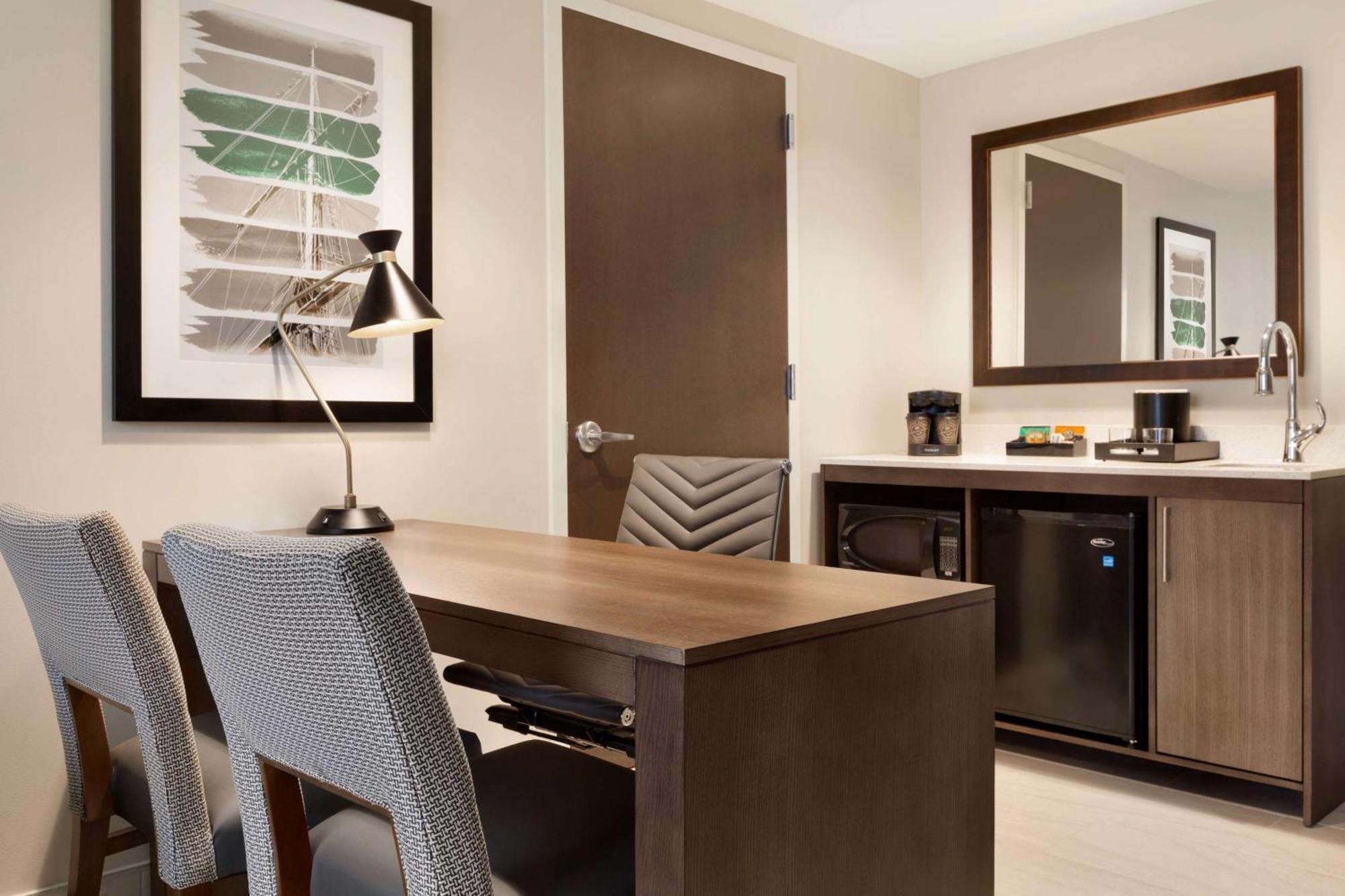 Embassy Suites By Hilton Wilmington Riverfront Exteriér fotografie