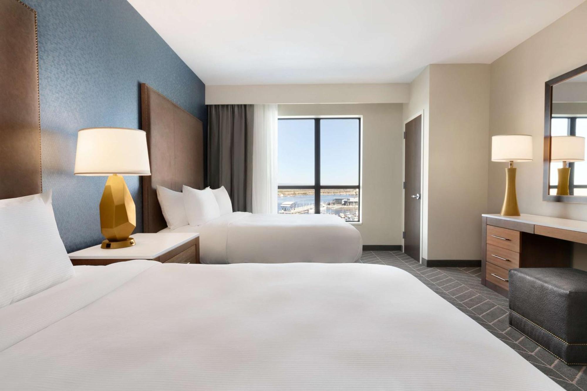 Embassy Suites By Hilton Wilmington Riverfront Exteriér fotografie